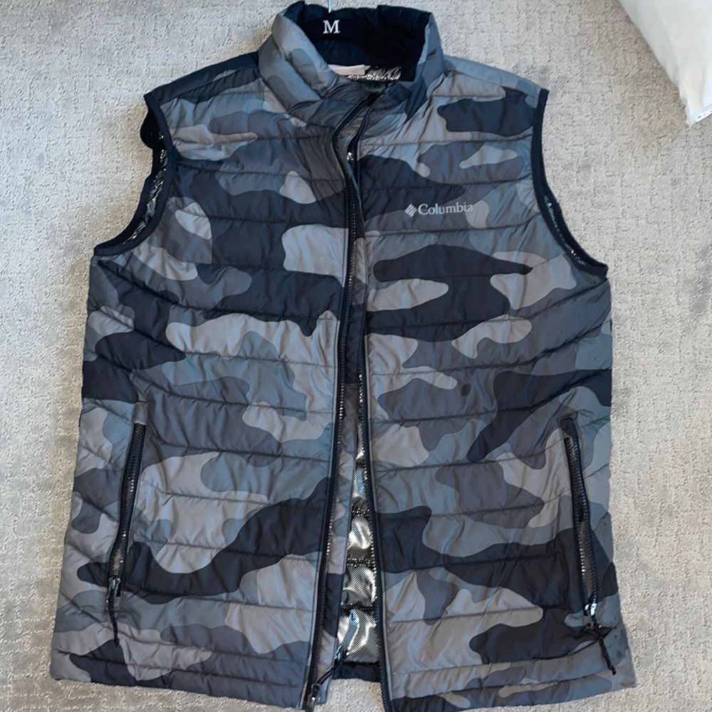 Men’s Columbia Camo Vest